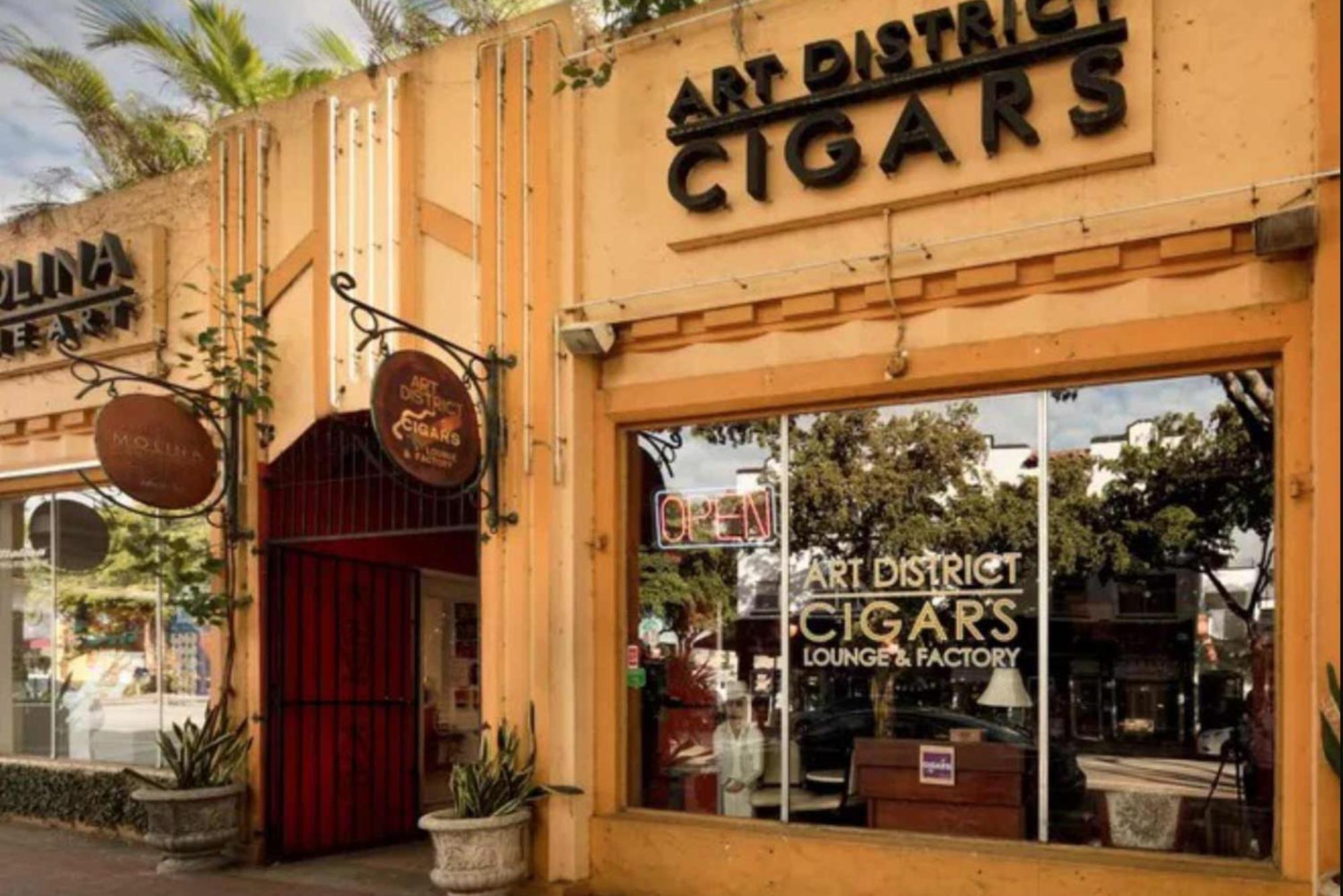 B1 Best Value On Private Bedroom With Private Bathroom In Little Havana, Miami Kültér fotó